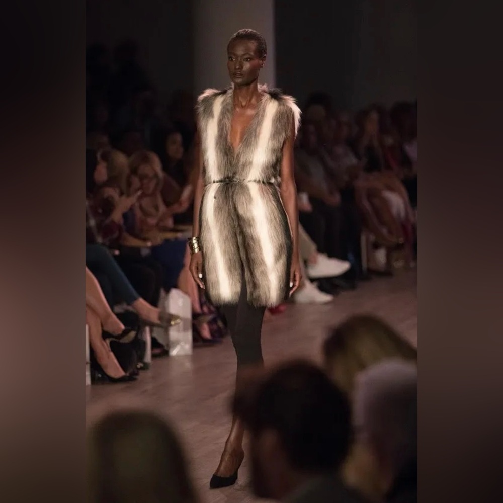 Serena Williams Signature Faux Fur Vest - Picture 2 of 7